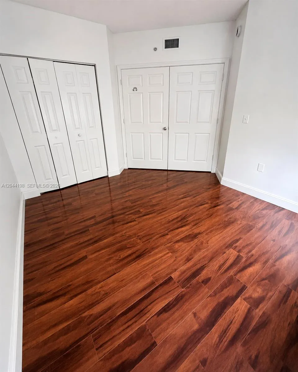 17145 Bay Rd #4307 Sunny Isles Beach, FL 33160