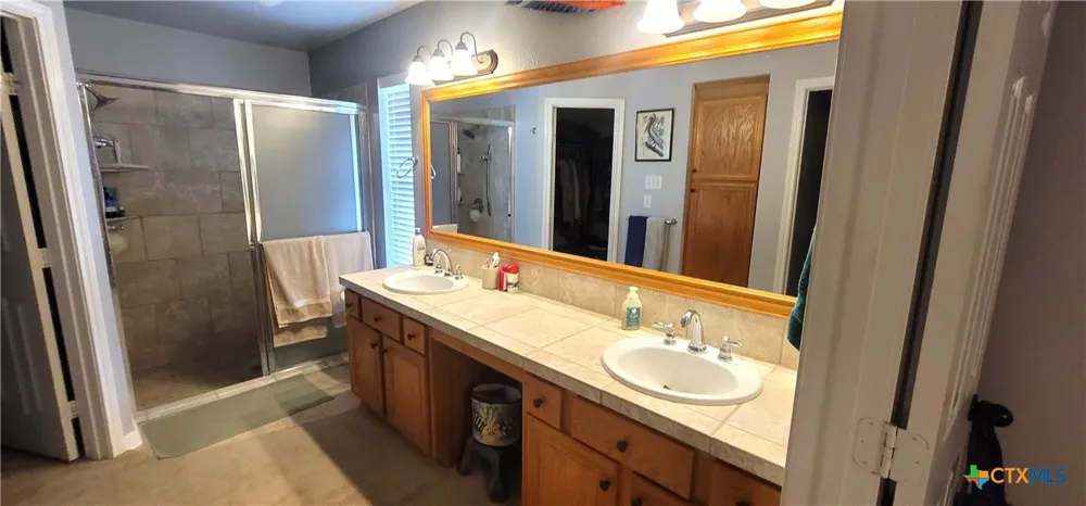 446 Gibb Boulevard Seadrift, TX 77983