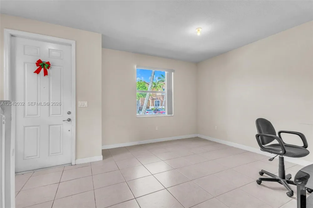9011 SW 227th St #1 Cutler Bay, FL 33190