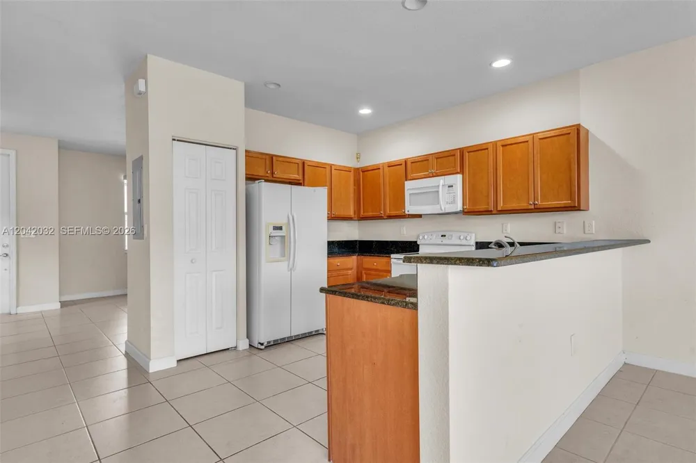 9011 SW 227th St #1 Cutler Bay, FL 33190