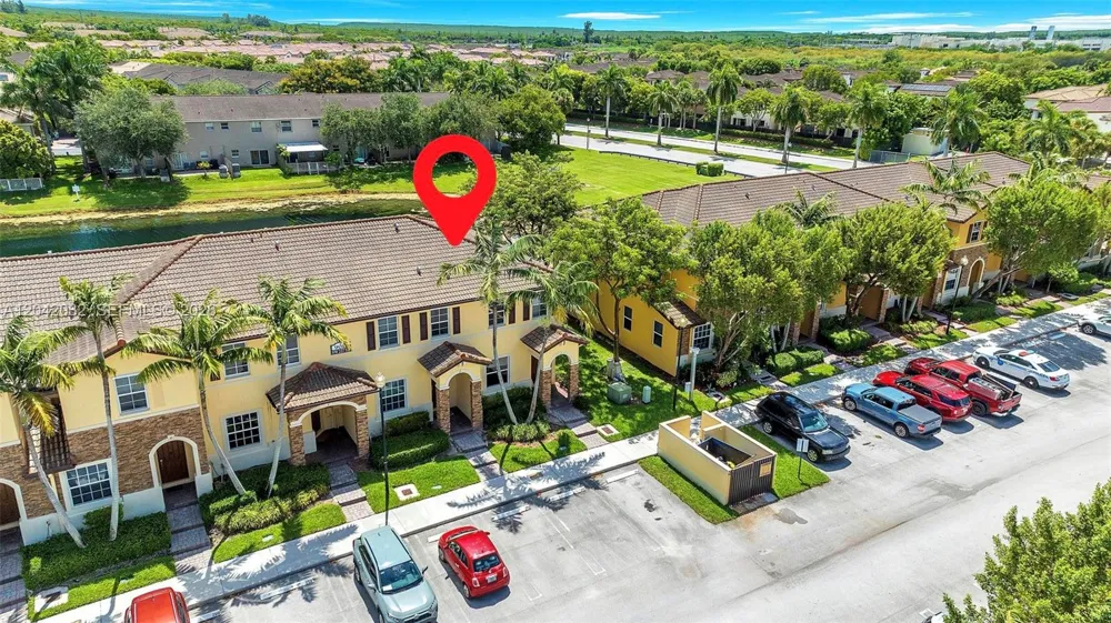 9011 SW 227th St #1 Cutler Bay, FL 33190