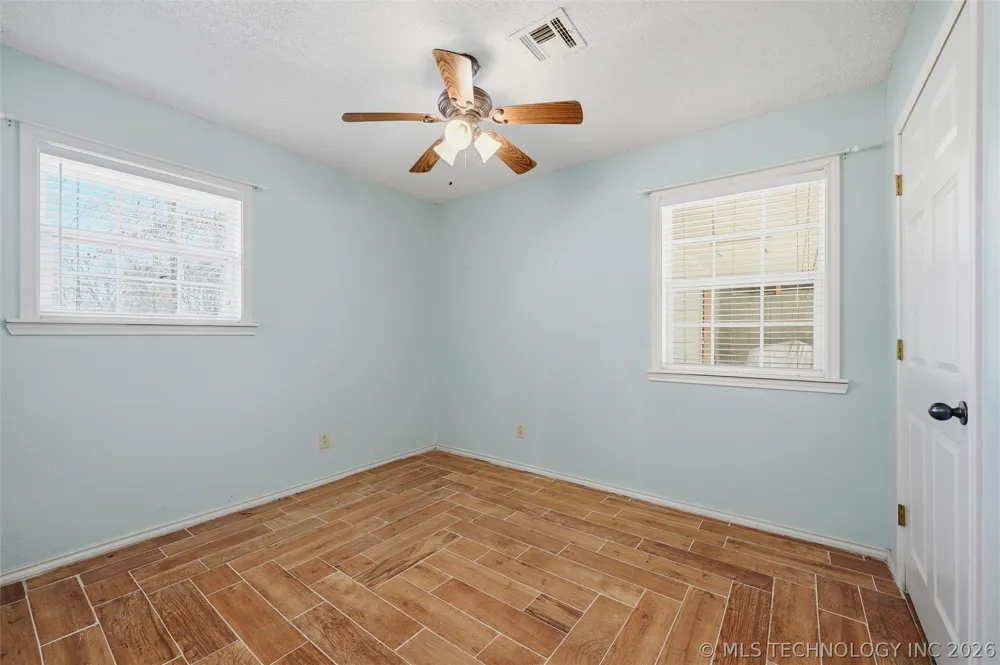 805 Harkey Tishomingo, OK 73460