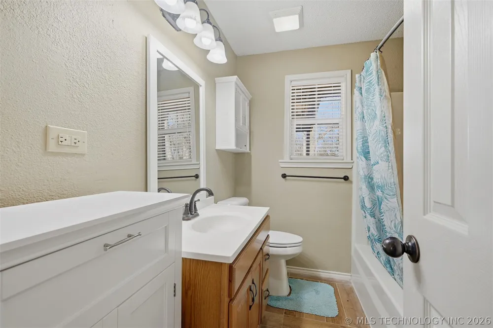 805 Harkey Tishomingo, OK 73460