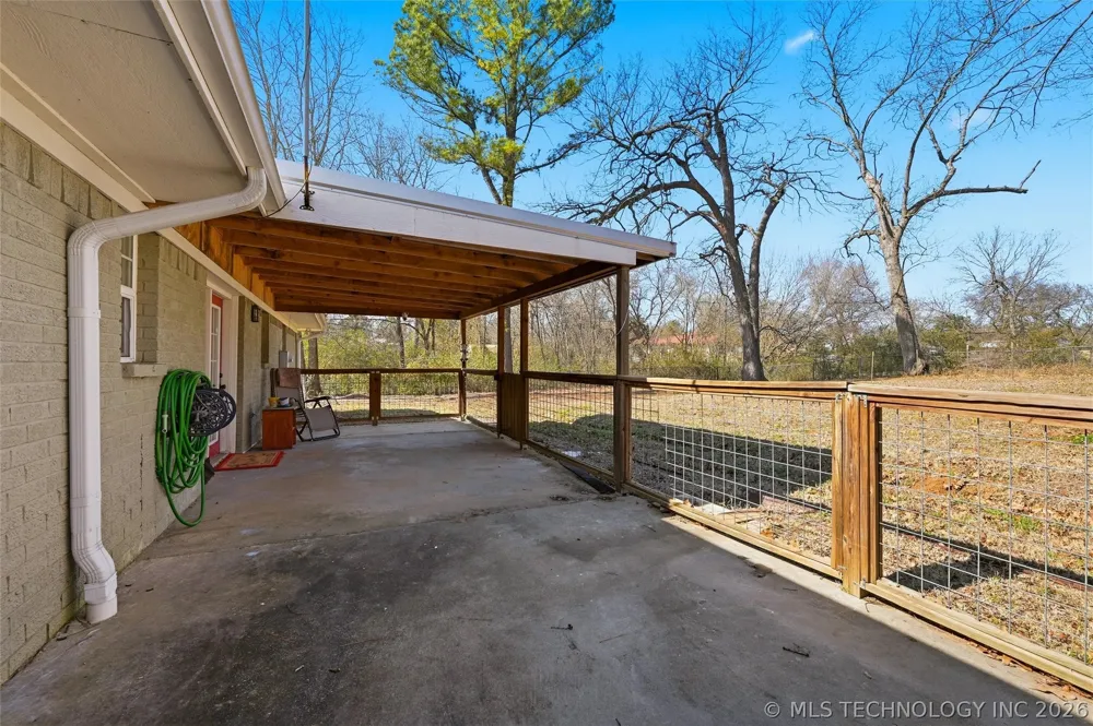 805 Harkey Tishomingo, OK 73460