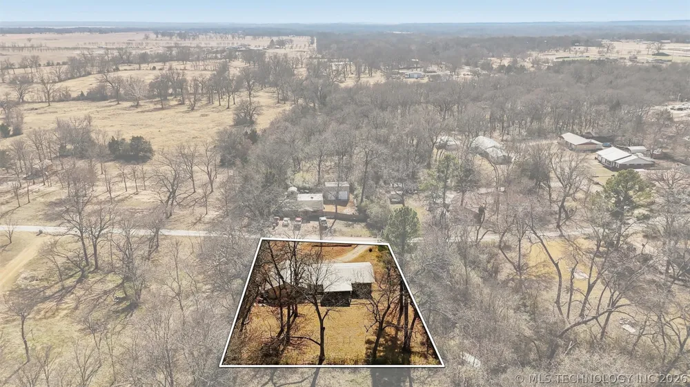 805 Harkey Tishomingo, OK 73460