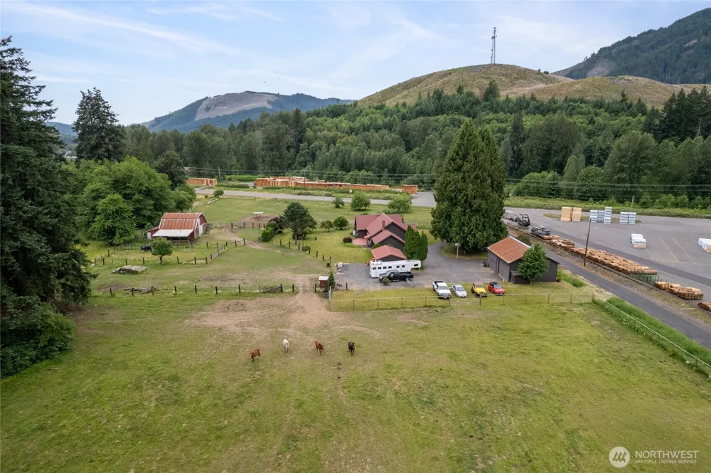 106 Lester Rd Morton, WA 98356