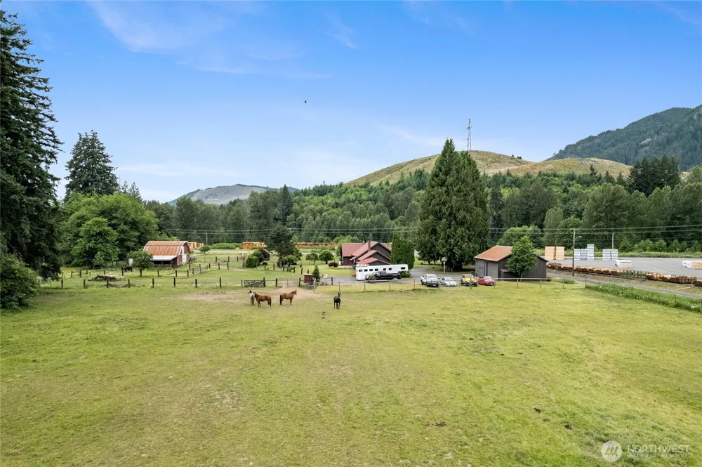106 Lester Rd Morton, WA 98356
