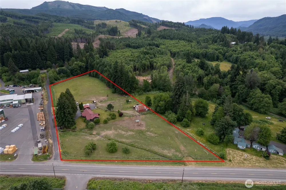 106 Lester Rd Morton, WA 98356