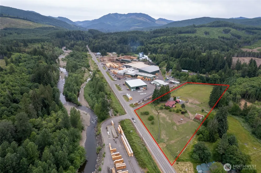 106 Lester Rd Morton, WA 98356