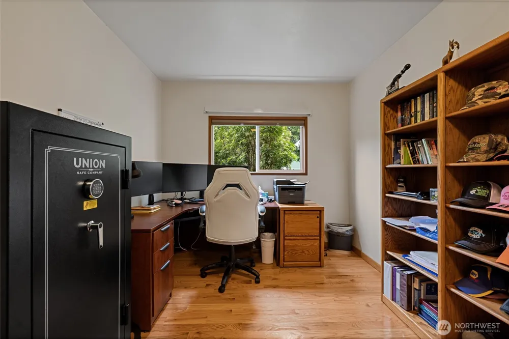 106 Lester Rd Morton, WA 98356