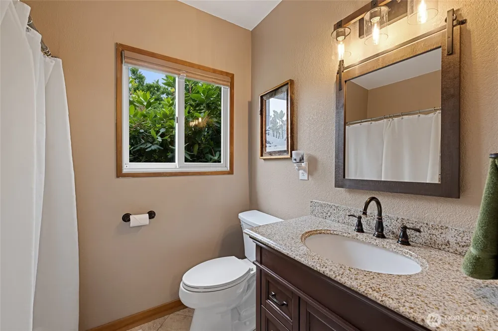 106 Lester Rd Morton, WA 98356
