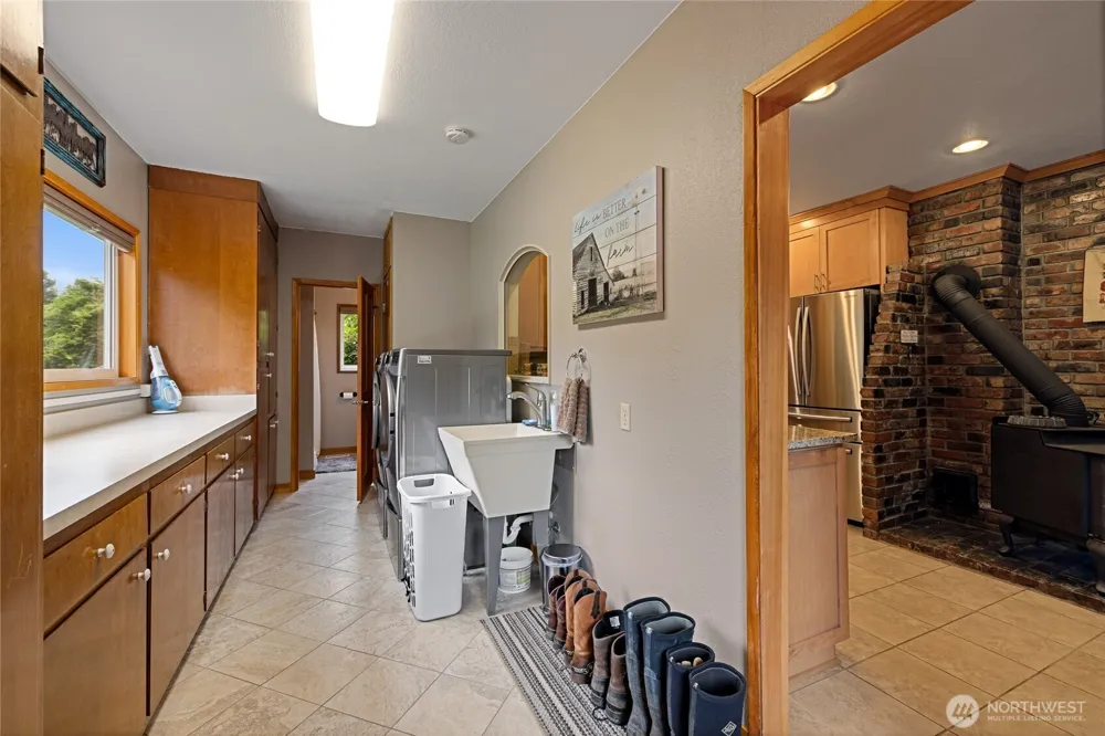 106 Lester Rd Morton, WA 98356