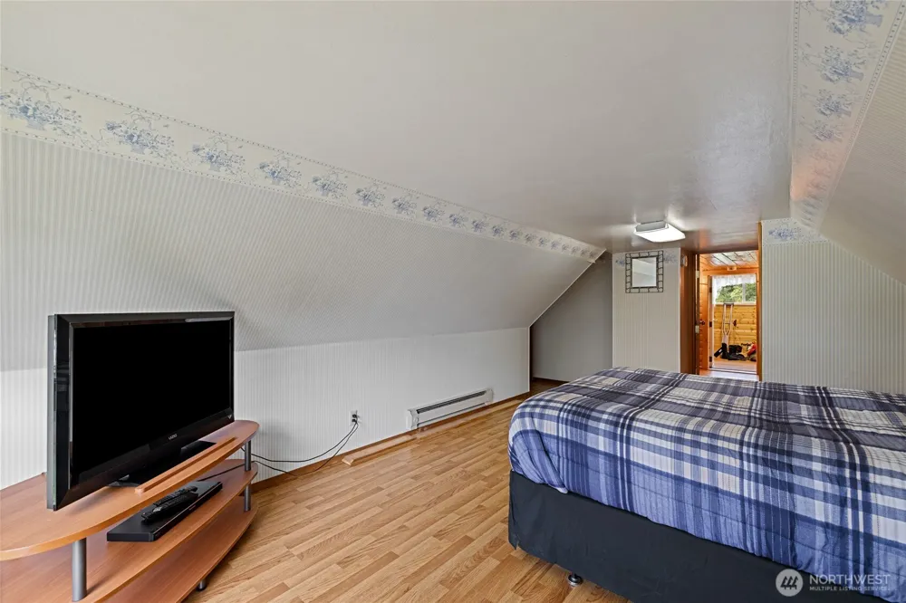 106 Lester Rd Morton, WA 98356