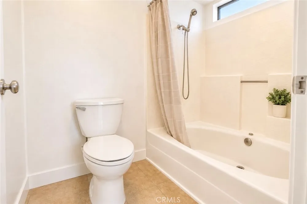 11955 Bayless Moreno Valley, CA 92557
