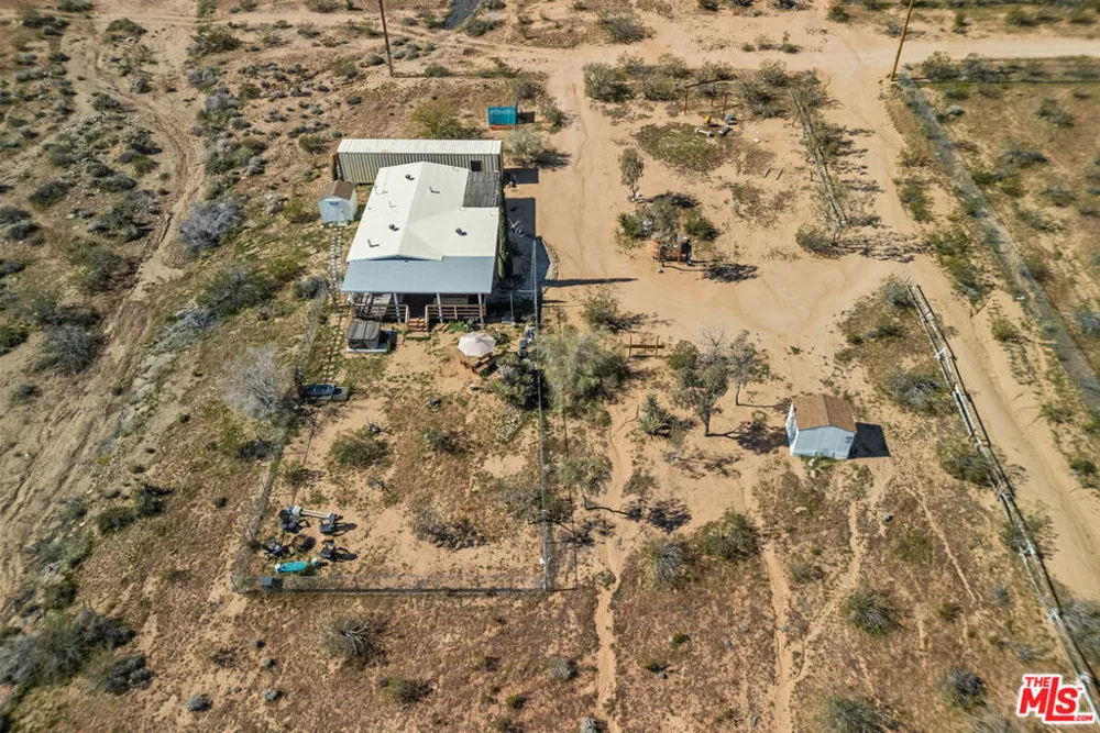 55436 Cone Boulevard Landers, CA 92285
