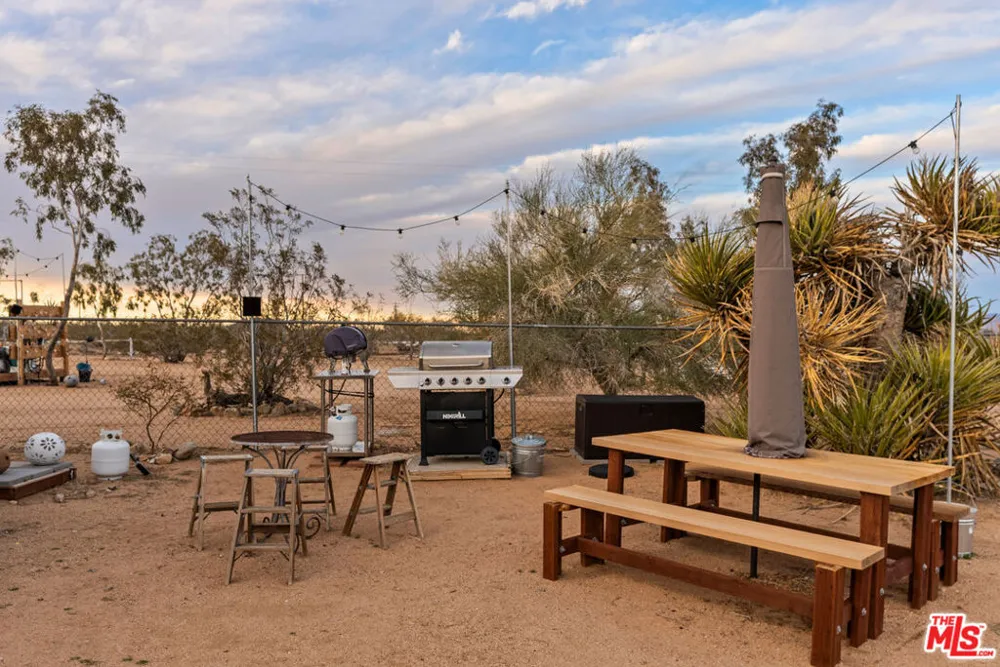 55436 Cone Boulevard Landers, CA 92285