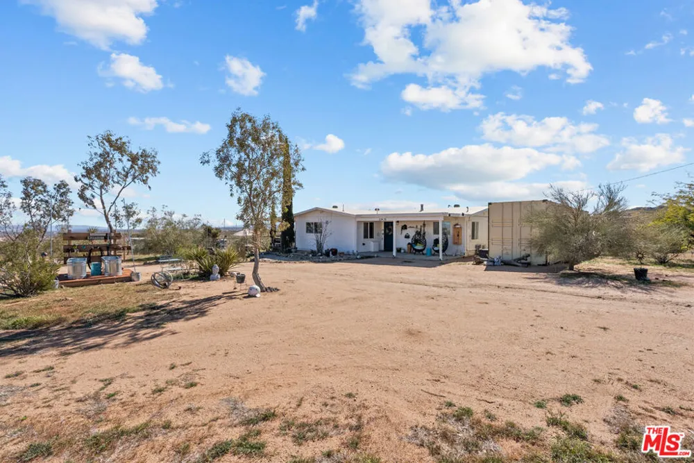 55436 Cone Boulevard Landers, CA 92285