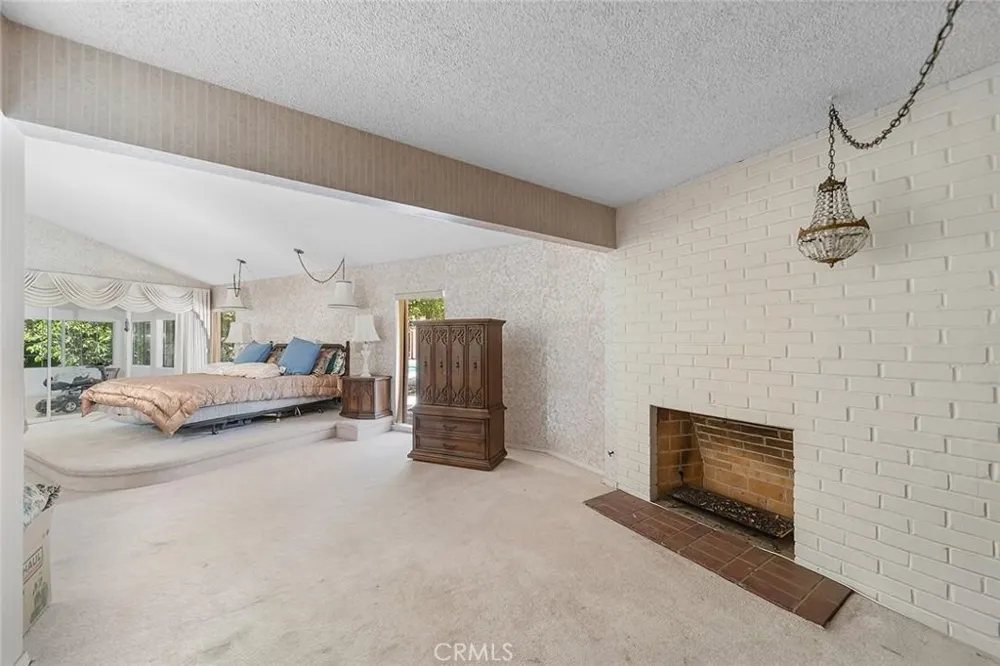 20827 E Mesarica Road Covina, CA 91724