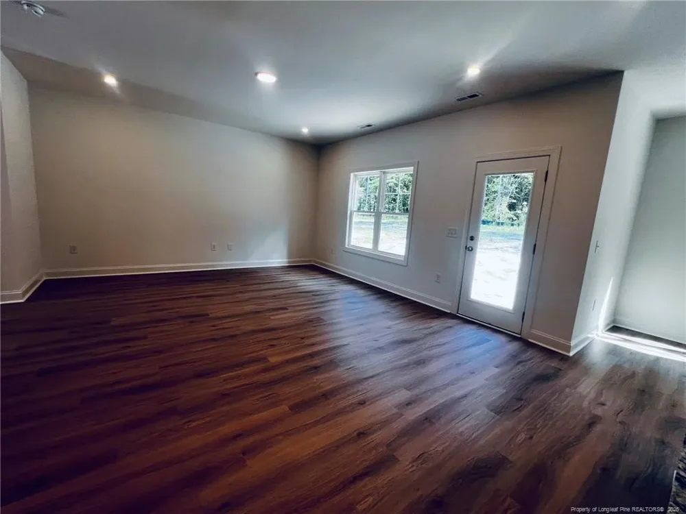 553 Bartley Street Vass, NC 28394