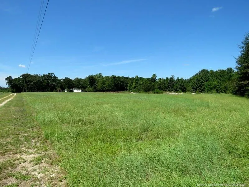 4512 Tobacco Road Orrum, NC 28369