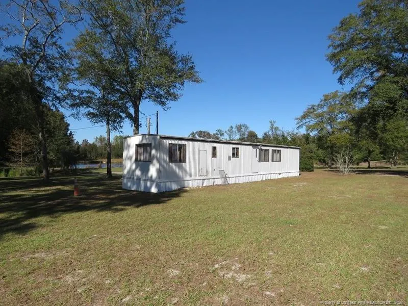 4512 Tobacco Road Orrum, NC 28369