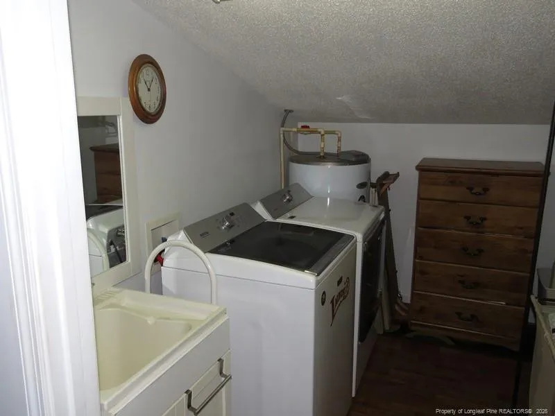 4512 Tobacco Road Orrum, NC 28369
