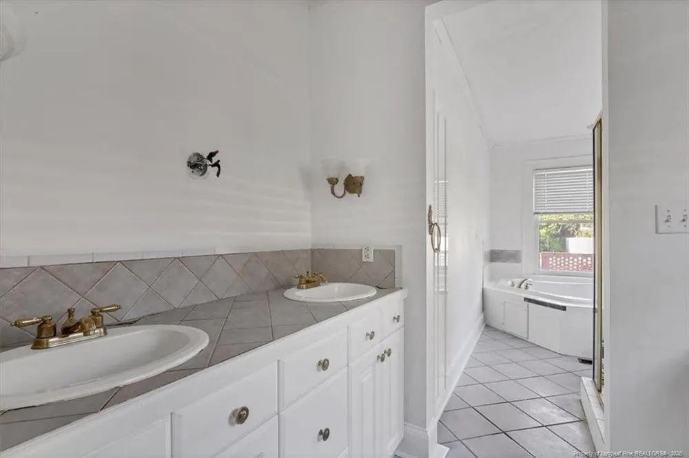1802 Elm Street Lumberton, NC 28358
