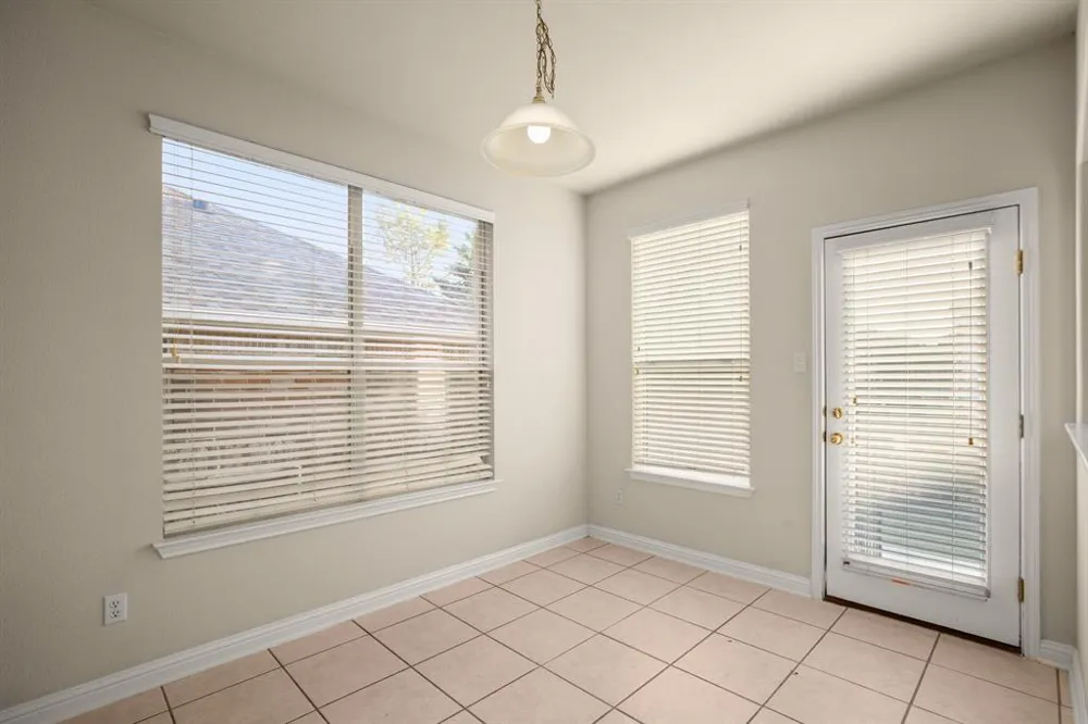 10105 Wind Cave Trail Austin, TX 78747