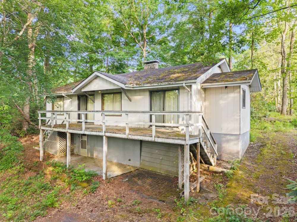 65 Gurney Franklin Road Newland, NC 28657