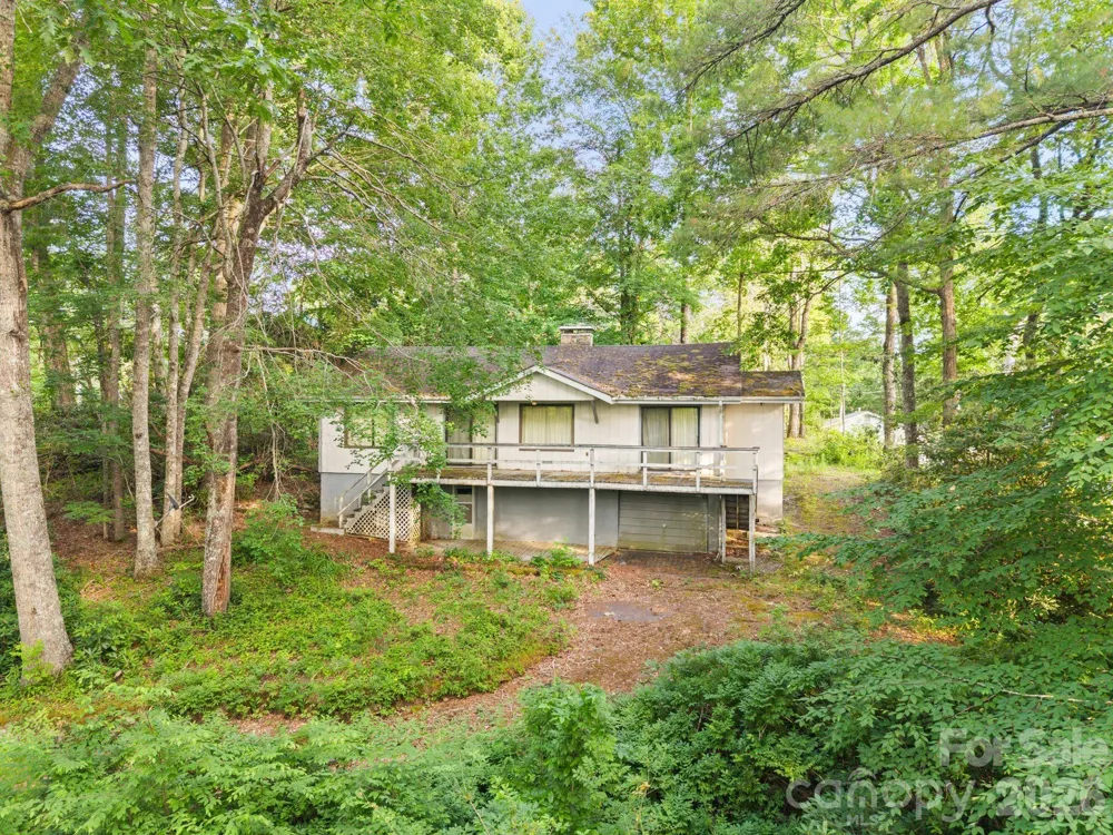 65 Gurney Franklin Road Newland, NC 28657