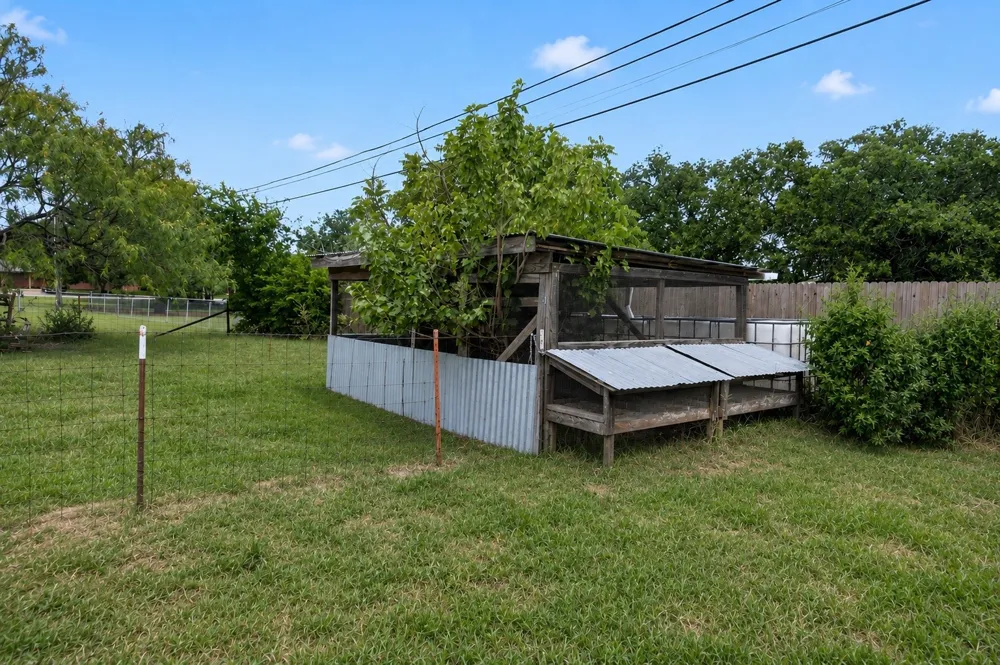 119 Dennis Street Jacksboro, TX 76458