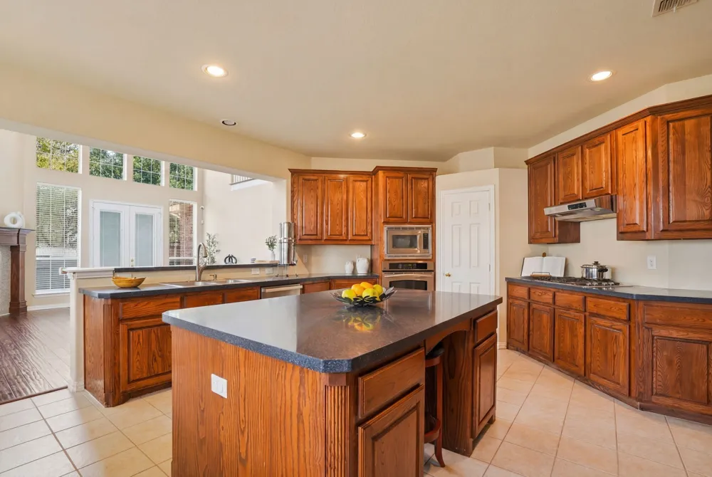 802 Shadybrook Drive Murphy, TX 75094