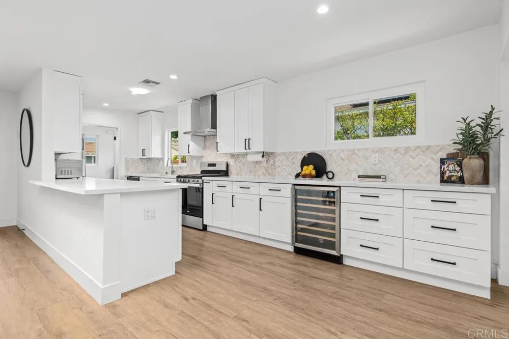 4975 Greenbrier Avenue San Diego, CA 92120