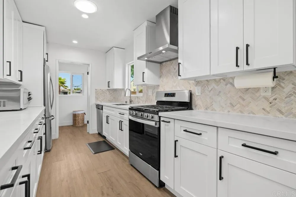 4975 Greenbrier Avenue San Diego, CA 92120