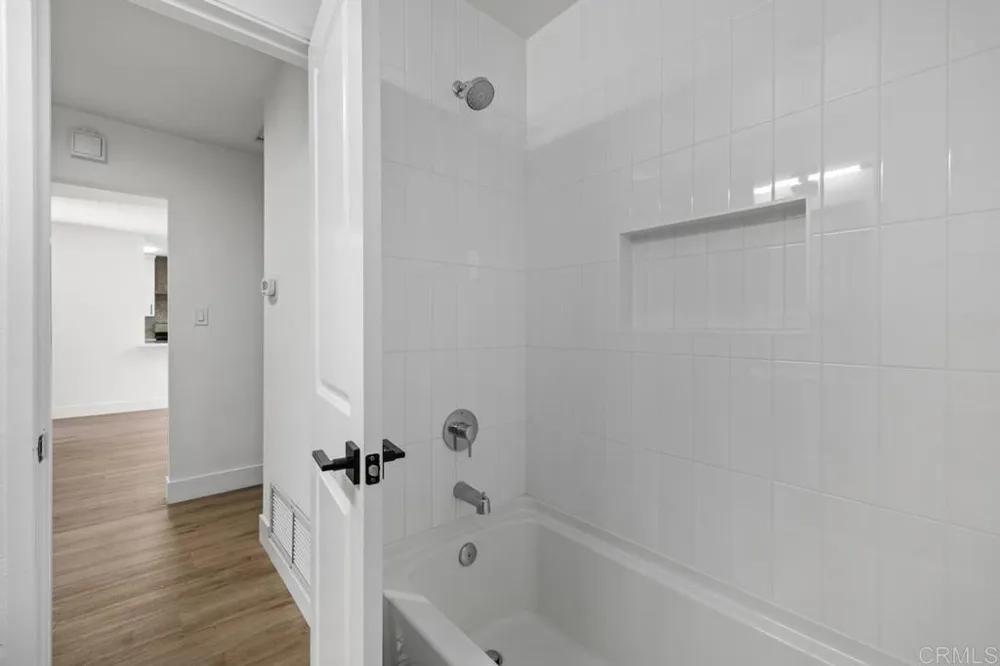 4975 Greenbrier Avenue San Diego, CA 92120