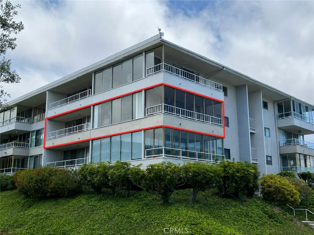 32709 Seagate Dr. #207 Rancho Palos Verdes, CA 90275