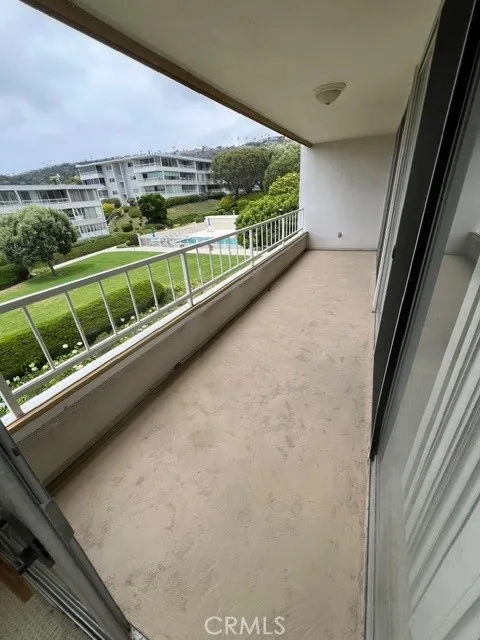 32709 Seagate Dr. #207 Rancho Palos Verdes, CA 90275
