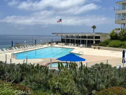 32709 Seagate Dr. #207