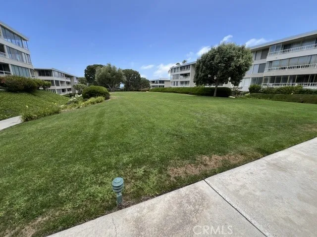 32709 Seagate Dr. #207 Rancho Palos Verdes, CA 90275
