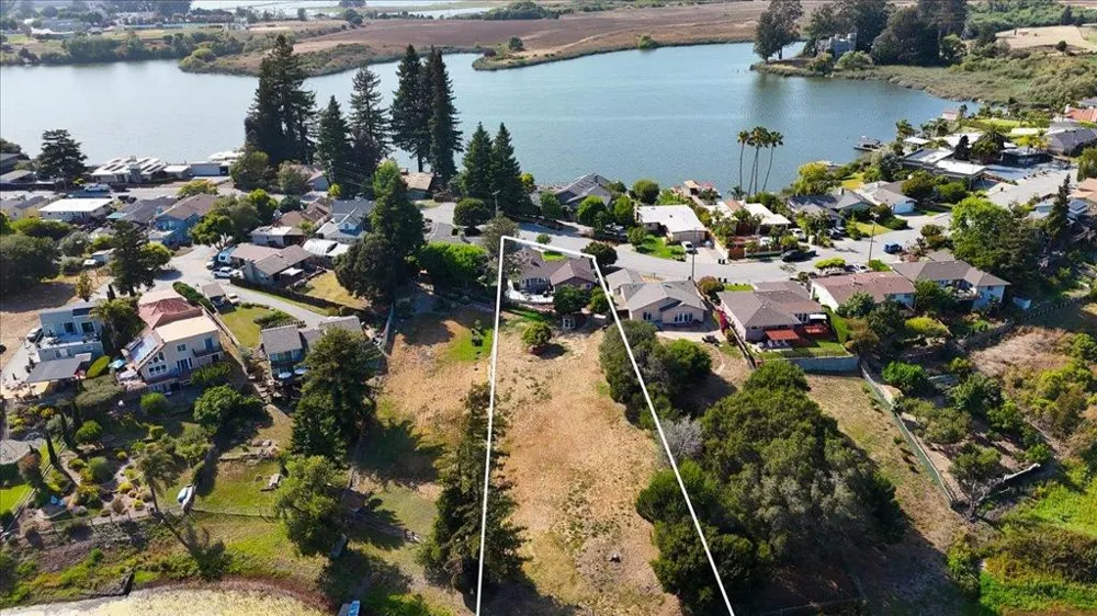 136 Cutter Drive Watsonville, CA 95076