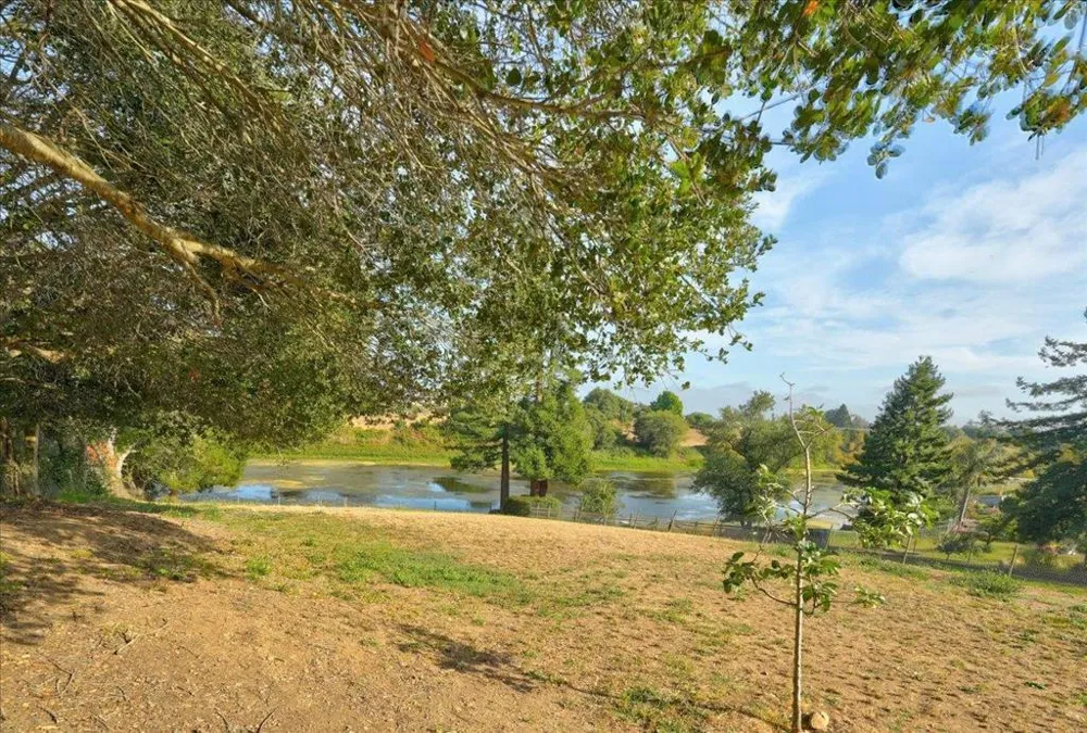 136 Cutter Drive Watsonville, CA 95076