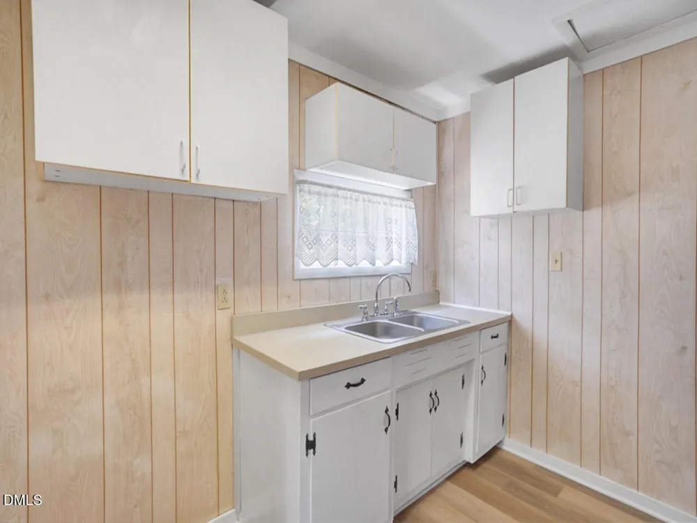 207 Price Street Pine Level, NC 27576