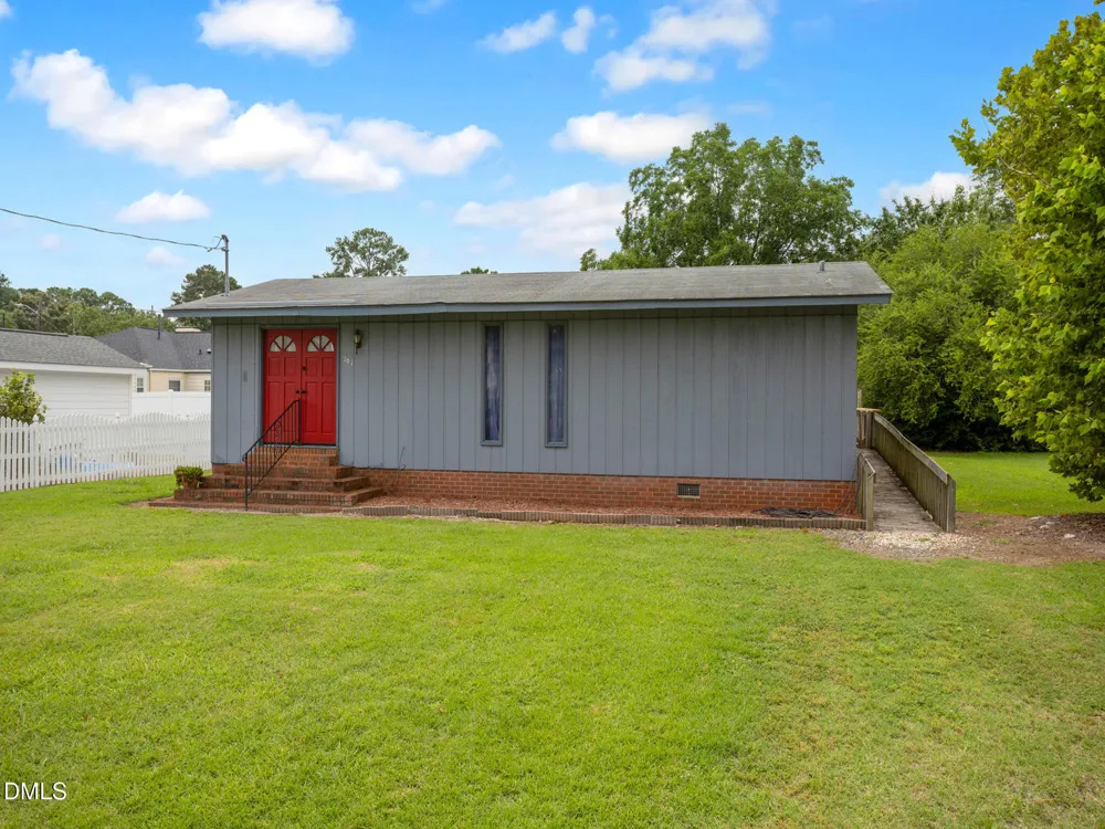 207 Price Street Pine Level, NC 27576