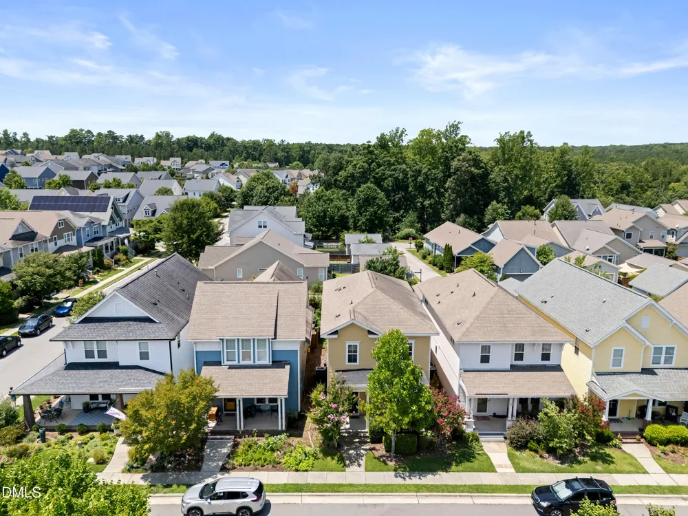 19 Pokeberry Bend Drive Chapel Hill, NC 27516