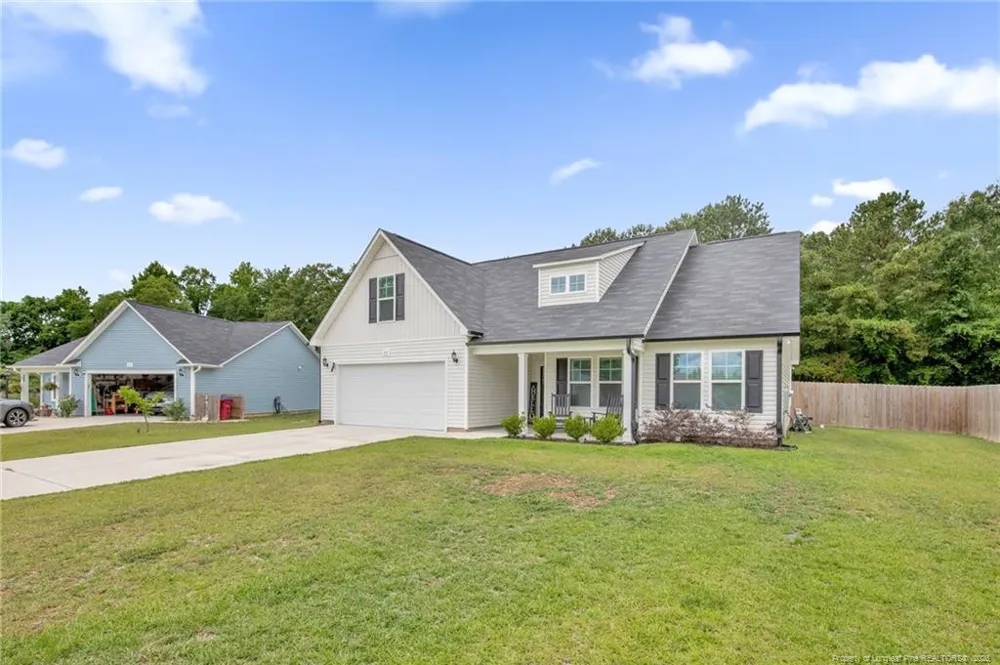 32 Finch Lane Parkton, NC 28371