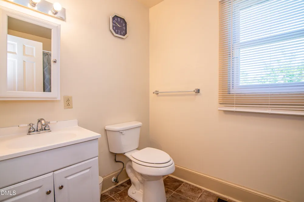 407 Hamilton Street Roanoke Rapids, NC 27870