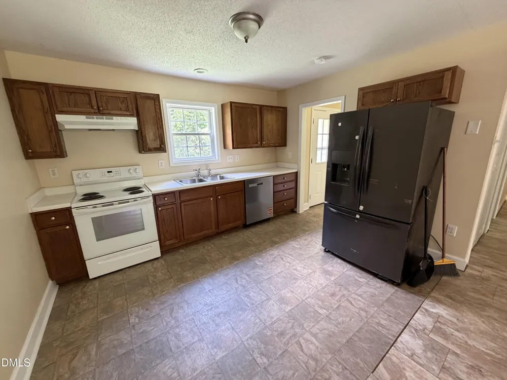 3582 Nc-58 Warrenton, NC 27589