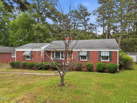 213 Pine Tree Road