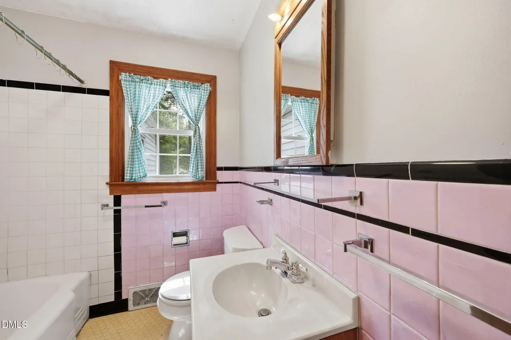 213 Pine Tree Road Oxford, NC 27565