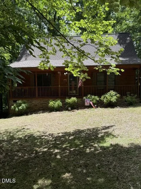 424 Cedar Laurel Lane